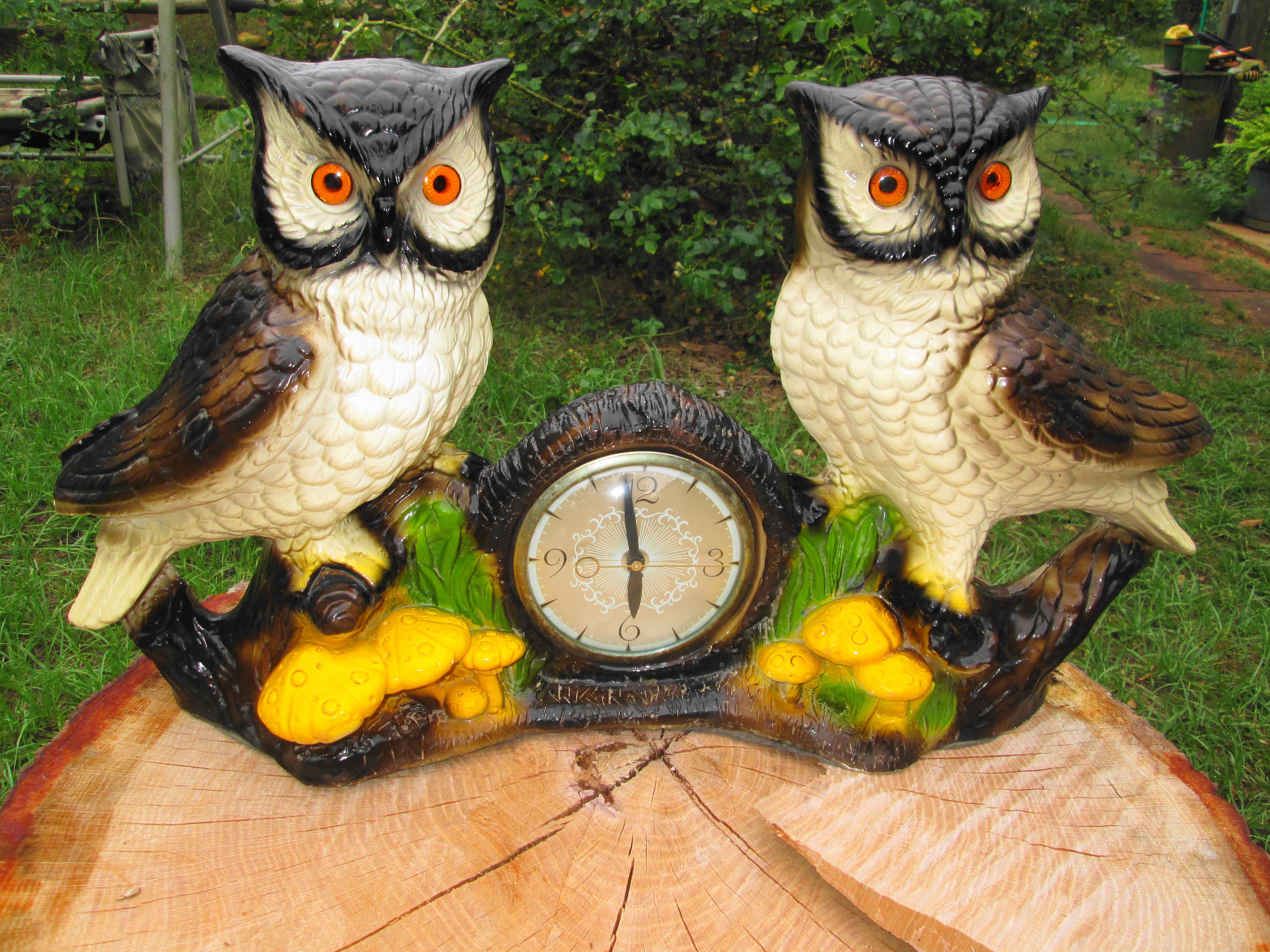 Double Owls Mantle Clock Vintage Huge Electric Chalkware Roansa Inc Lanshire Clock WORKS Orange Acry