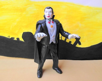 Dracula Monster Action Figure 8" Vampire Doll Arms & Head Move Hard Rubber Universal Pictures Imperial