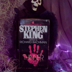 Stephen King Thinner as Richard Bachman Paperback Vintage Book Horror First Edition Signet Printing 1985 Thriller Fiction Halloween Spooky