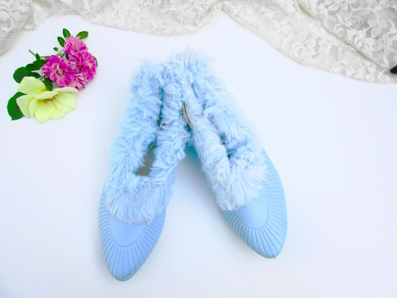 ladies slippers size 7