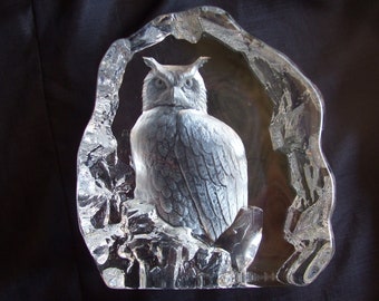 Vintage Crystal Owl Paperweight , Mats Jonasson Swedish Glass, Large Glass Owl, Vintage Home Decor, Imperfect As Is