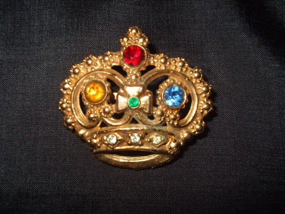 Vintage Rhinestone Crown Brooch , Old Unsigned Pi… - image 2