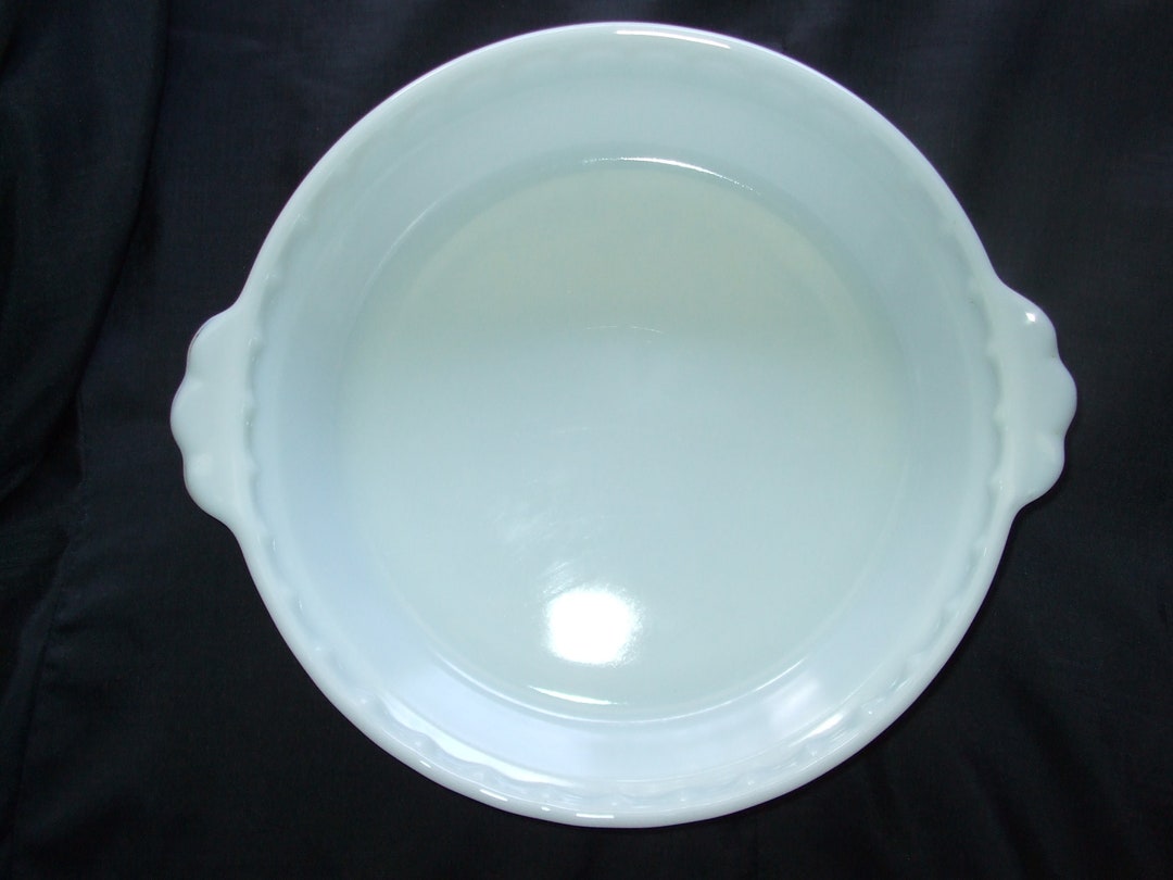 Vintage Pyrex 8.5 Inch Milk Glass Pie Pan Old Ruffled Edge Etsy