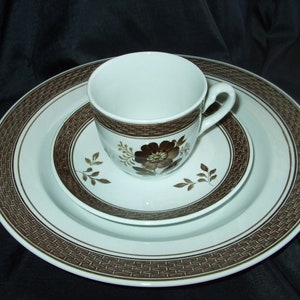 Vintage Royal Copenhagen Tranquebar Brown Pattern Tableware, Cup and Saucer with Dinner Plate
