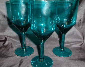 Vintage MCM Blue Glass Stems, Set of 3 Wine Glasses or Cocktails, Mid Century Turquoise or Teal Blue Glass