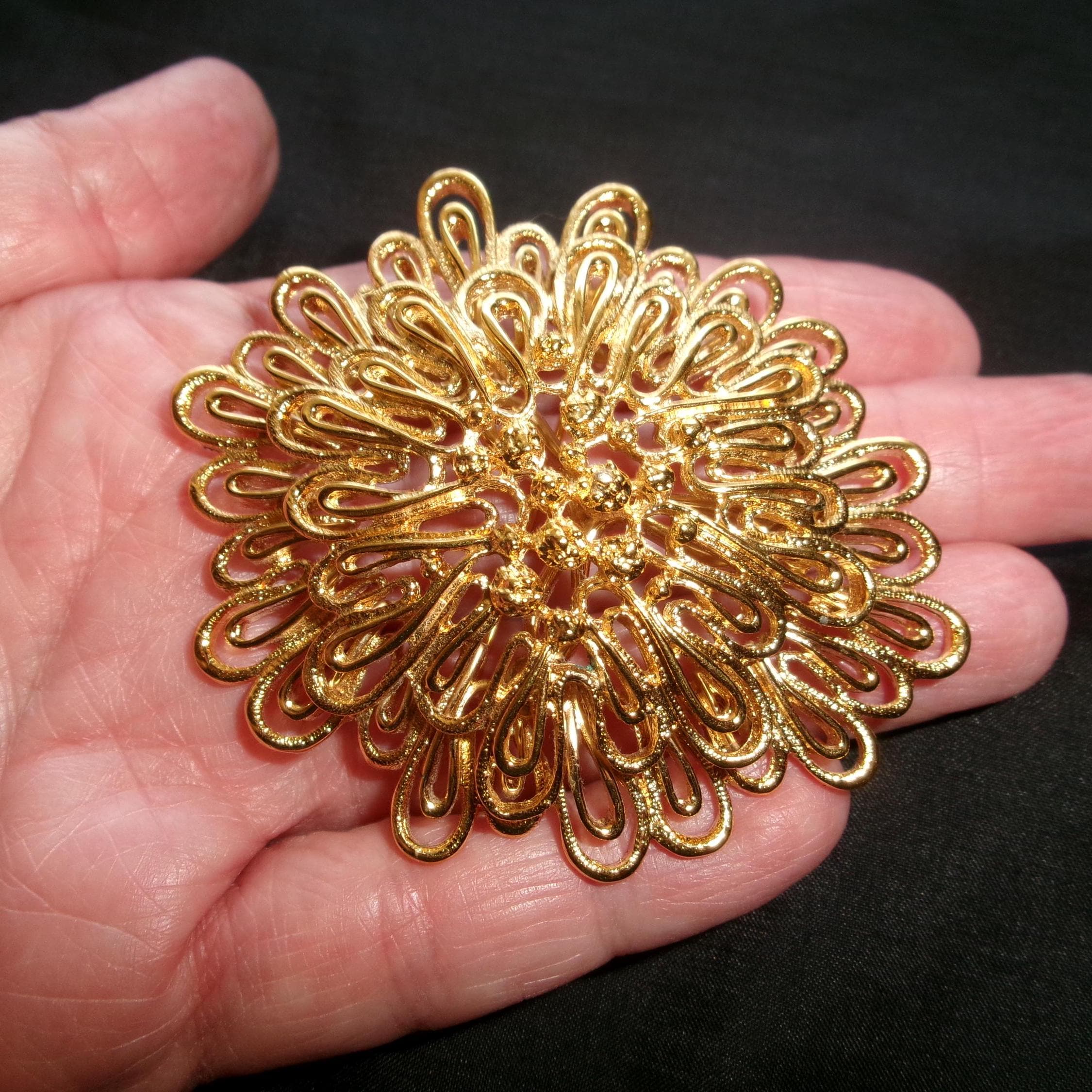 Monet Brooch - Etsy
