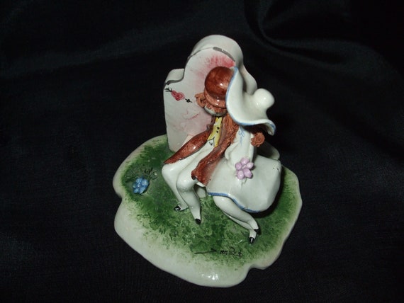 Vintage Zampiva Couple on Bench Figure, Adorable Lovers Figurine
