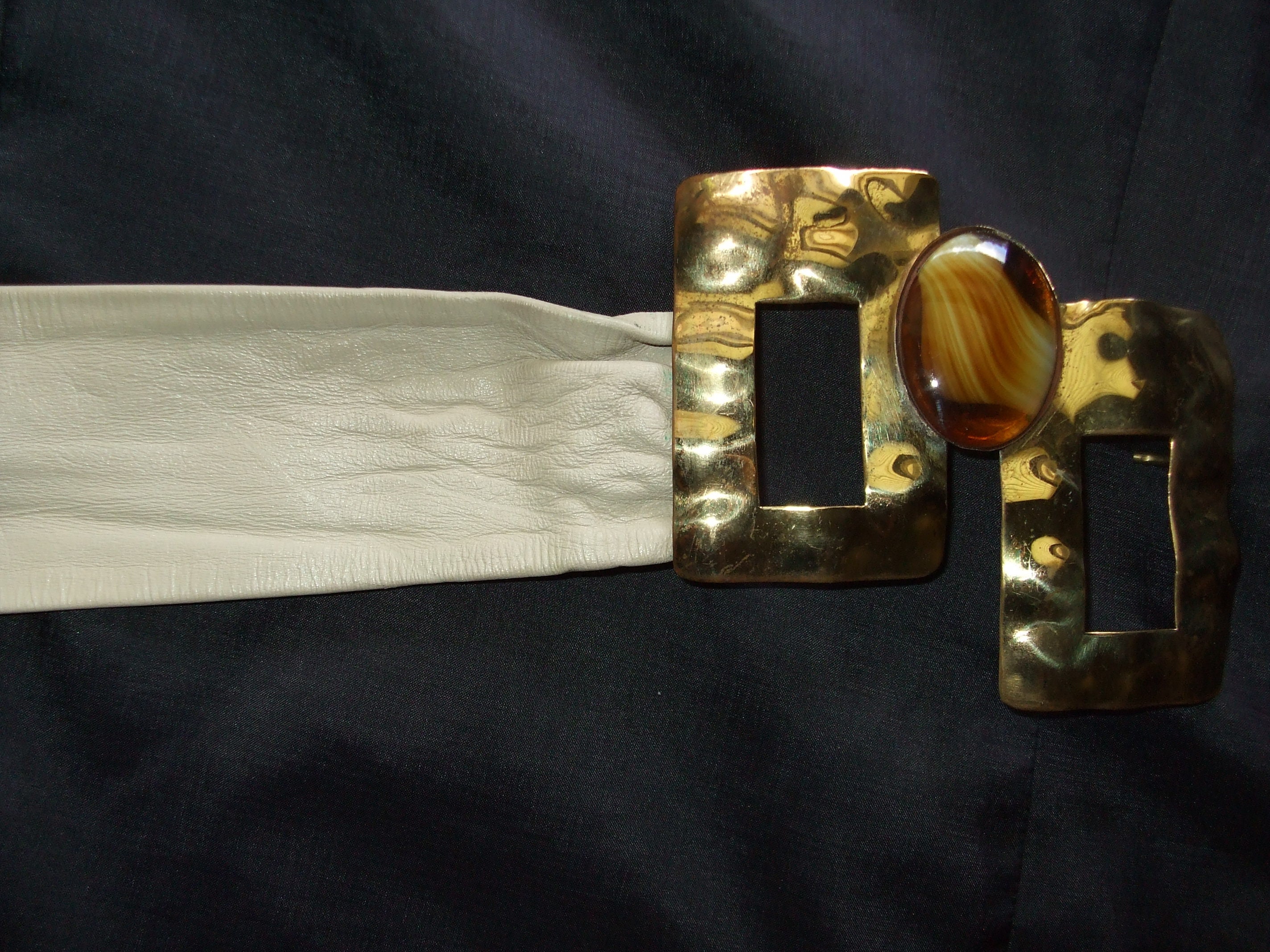 Vintage Brutalist Metal and Beige Leather Belt, Size Small  display picture 2