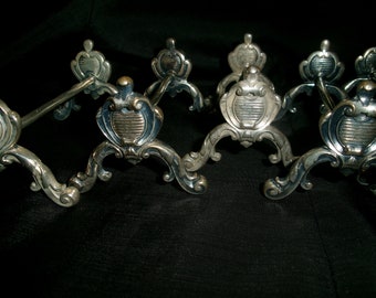 Antique Christofle Louis XV Knife Rests, Set of 7 Vintage Silverplate Cutlery Holders