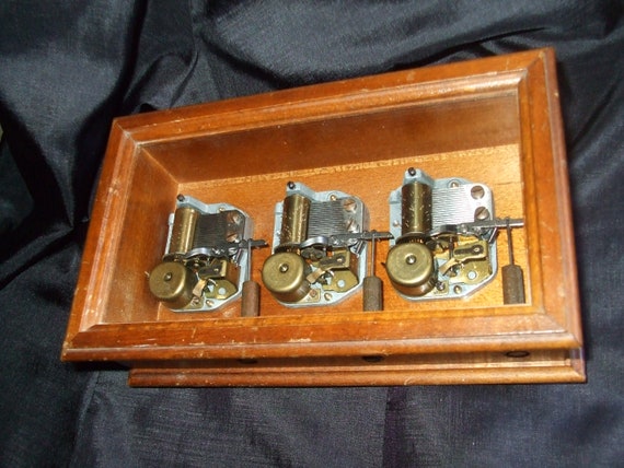 Vintage Reuge Triple Music Box, Wooden Music Box With 3 Tunes, Dr