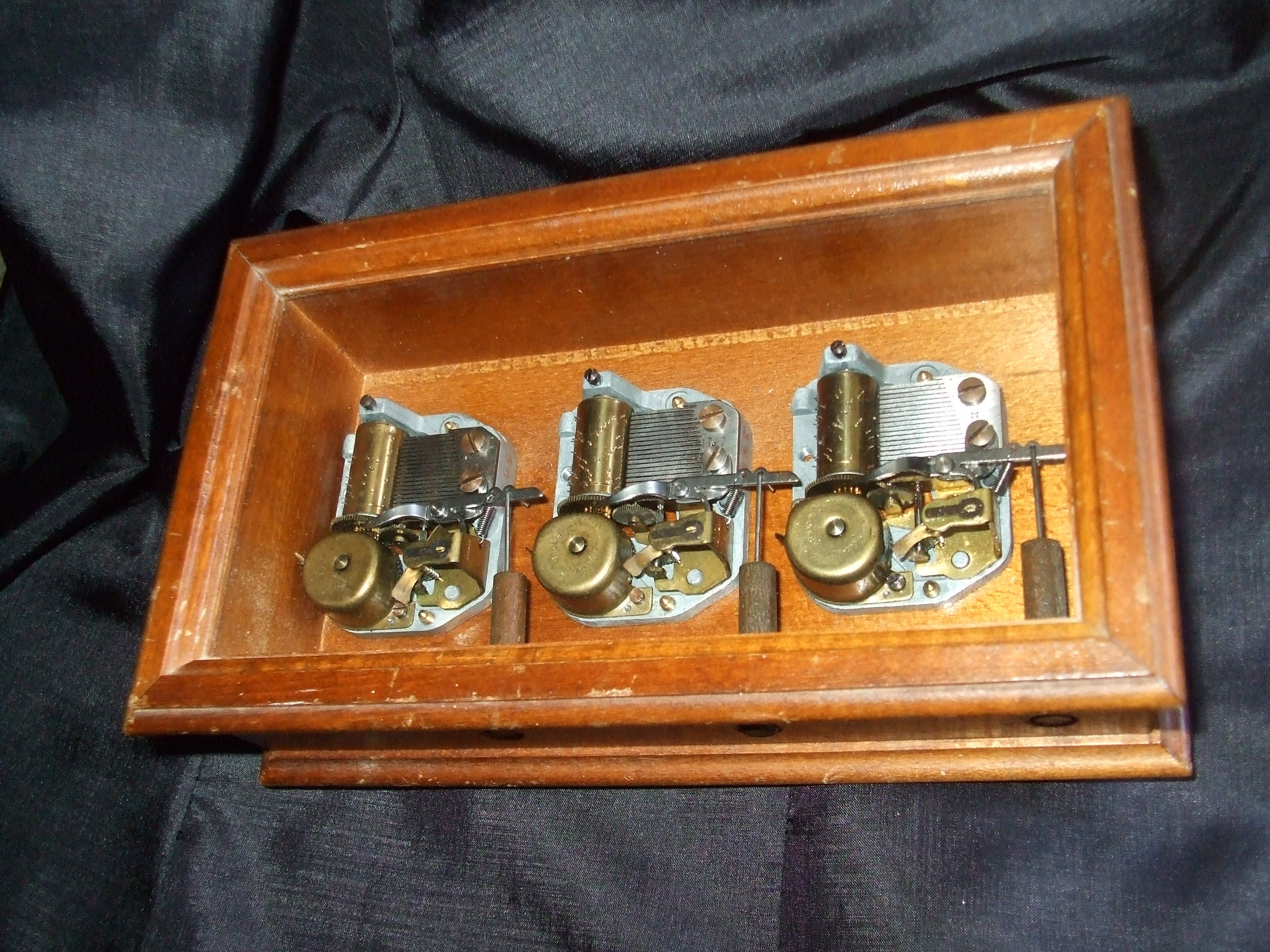 Vintage Reuge Triple Music Box, Wooden Music Box With 3 Tunes, Dr