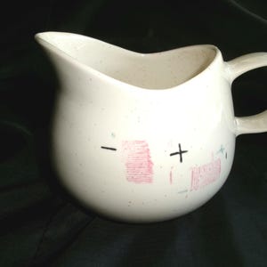 Vintage Tickled Pink Pitcher, Gravy Boat or Creamer, Vernon Metlox Poppytrail, MCM Speckled Pitcher