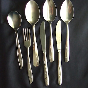 Vintage Starburst Stainless Steel MCM Flatware Lot, Atomic Era Stars, Fork, Serving Spoons, Knives by Imperial Oneida and Mar Crest, 7 Piece
