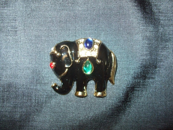 Betsey Johnson Elephant Multi-Color Crystal Gold Brooch Pin