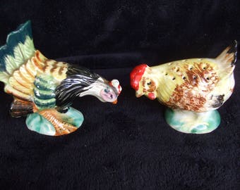 Vintage Chicken Salt and Pepper Shakers , Unmarked Hen and Rooster Ceramic Painted Shakers