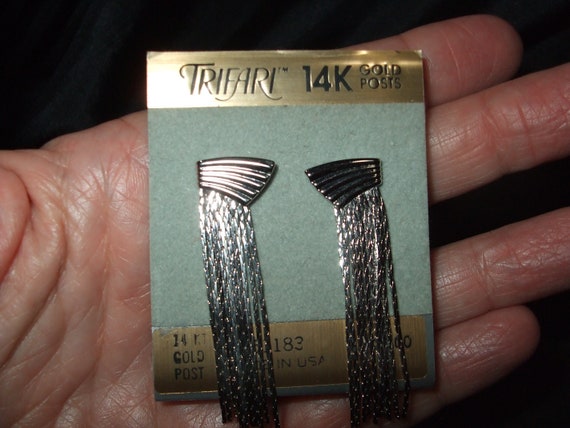 vintage Trifari Silvertone Pierced Earrings , NOS… - image 3