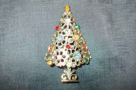 Vintage Mod Floral Filigree Style Christmas Tree … - image 5