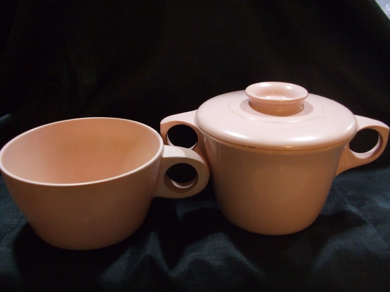 Vintage Texas Ware Pale Pink Melamine , Mid Century Modern Style, Melmac MCM Cup and Covered Sugar Bowl with Lid image 3