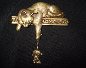 Vintage JJ Cat with Mouse Brass or Bronze Tone Brooch ,  Jonette Cat Playing with Mouse Pin