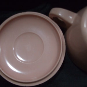 Vintage Texas Ware Pale Pink Melamine , Mid Century Modern Style, Melmac MCM Cup and Covered Sugar Bowl with Lid image 7
