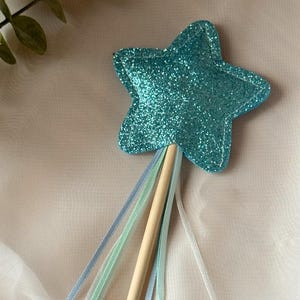 Blauer Glitzer Stern Feen-Zauberstab: Fantasievolles Spiel