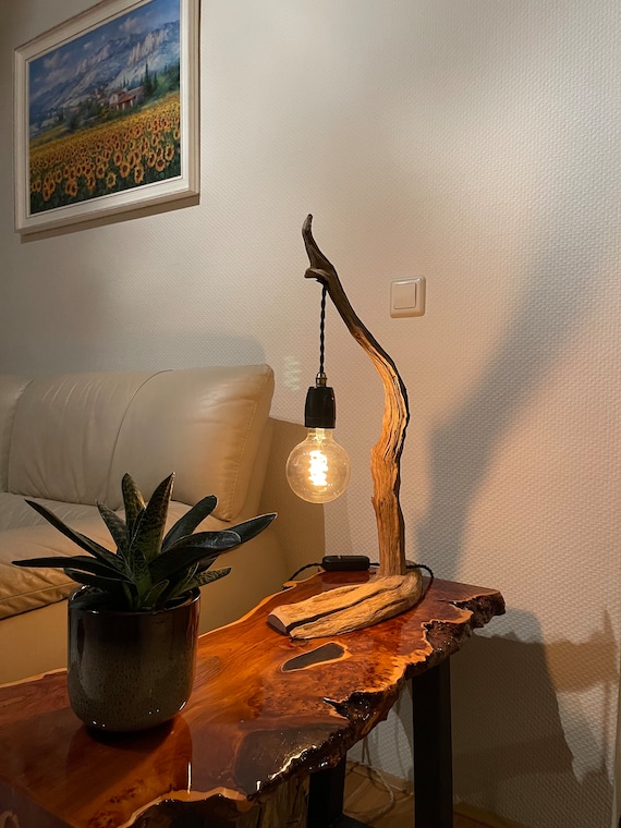 Lampada da tavolo da soggiorno Lampada a LED realizzata in legno