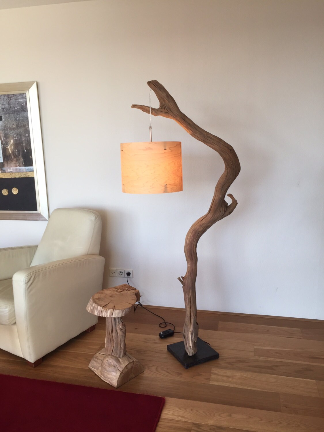 Stehlampe und Bogenlampe von verwitterten alten Eiche ...