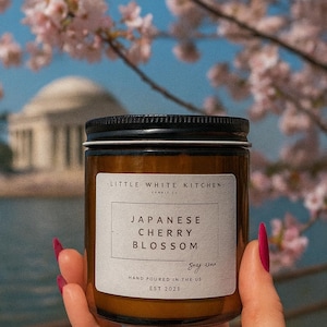 Japanese Cherry Blossom Soy Candle, Wooden Wick, Floral Scent