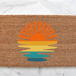 Retro Summer Doormat, Summer Porch Decor, Cute Doormat, Summer Decor, Welcome Mat, Outdoor Rug, Entryway Rug, Front Door Mat, Summertime Rug