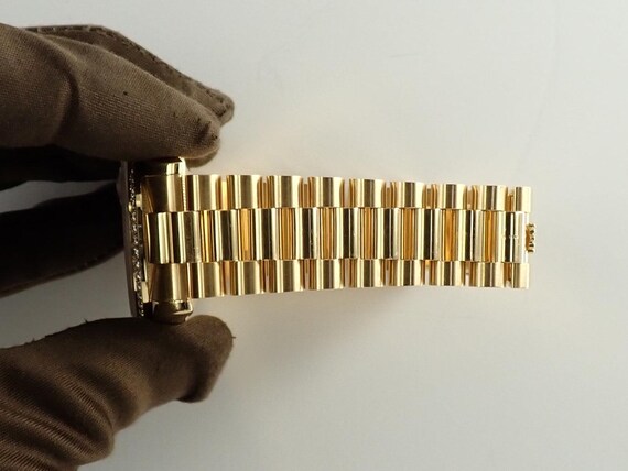 Rolex Day Date Reference 118348 authentic - image 8