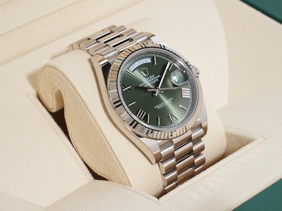 Rolex Day-Date 40 Reference 228239 authentic - image 4