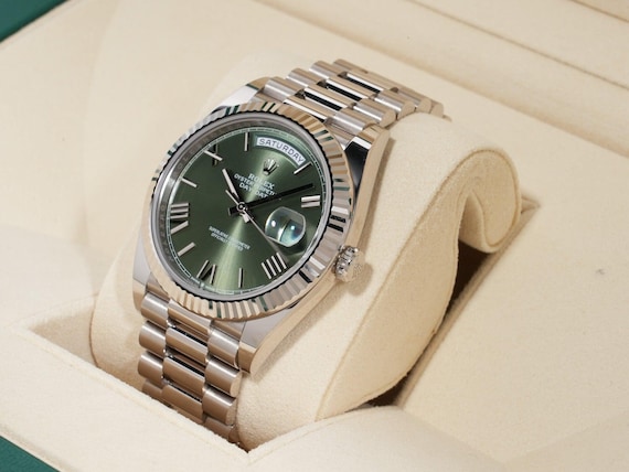 Rolex Day-Date 40 Reference 228239 authentic - image 3