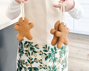 mistletoe chef apron