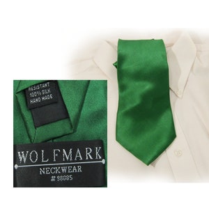 Vintage Green Silk necktie -Suit necktie, men&#39;s neckwear, tie, necktie, Wedding neck tie - preppy tie - gift for men,  #T 14