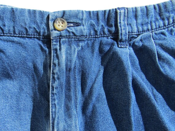 Vintage men's jean shorts, denim shorts, blue jea… - image 4