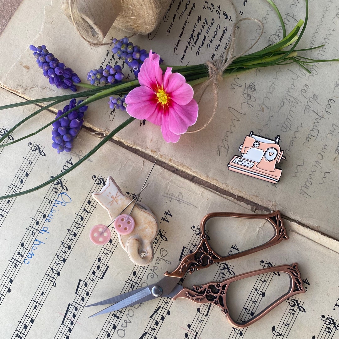 Set red Cat With Scissors Etsy