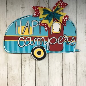 Happy Camper Door Hanger, Travel Trailer Decor, Campsite Sign, Camper Decor, Camping Gift Idea for Couple, Camping Signs, Campground Sign