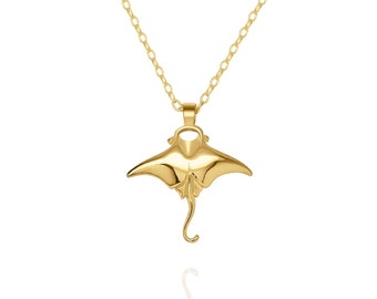 Gold vermeil Manta Ray small charm pendant and chain. Hand made in the UK by Adrian Ashley