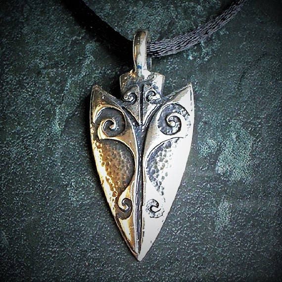 Silver shop arrowhead necklace
