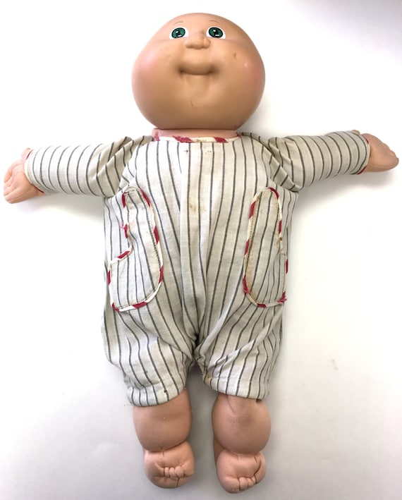 Items similar to Vintage Cabbage Patch Doll Green Eyes Signed Xavier