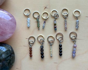 Amuleto marcador de puntos con gema: auténtico cristal de gema de origen ético, regalo para tejedores y crocheteros.
