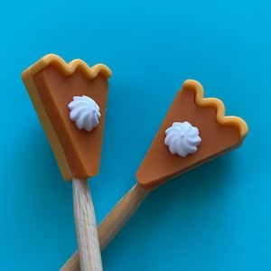 Knitting Needle Point Protectors, Knitting Needle Stoppers Knitting Notions Kawaii Halloween Pumpkin Pie Trick or Treat Thanksgiving Knitter