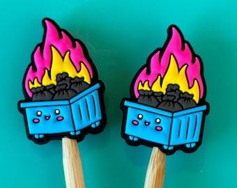 Knitting Needle Point Protectors, Knitting Needle Stoppers, Knitting Notions Funny Dumpster Fire Everything's Fine Meme Gifts for Knitters