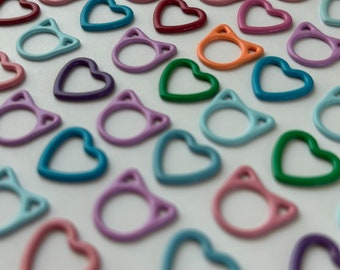 Knitting Stitch Markers Set - Cats and Hearts - Snag-Free Coated Metal - Basic Stitch Kit Knit Stitch Marker Cat Notions Gifts for Knitters