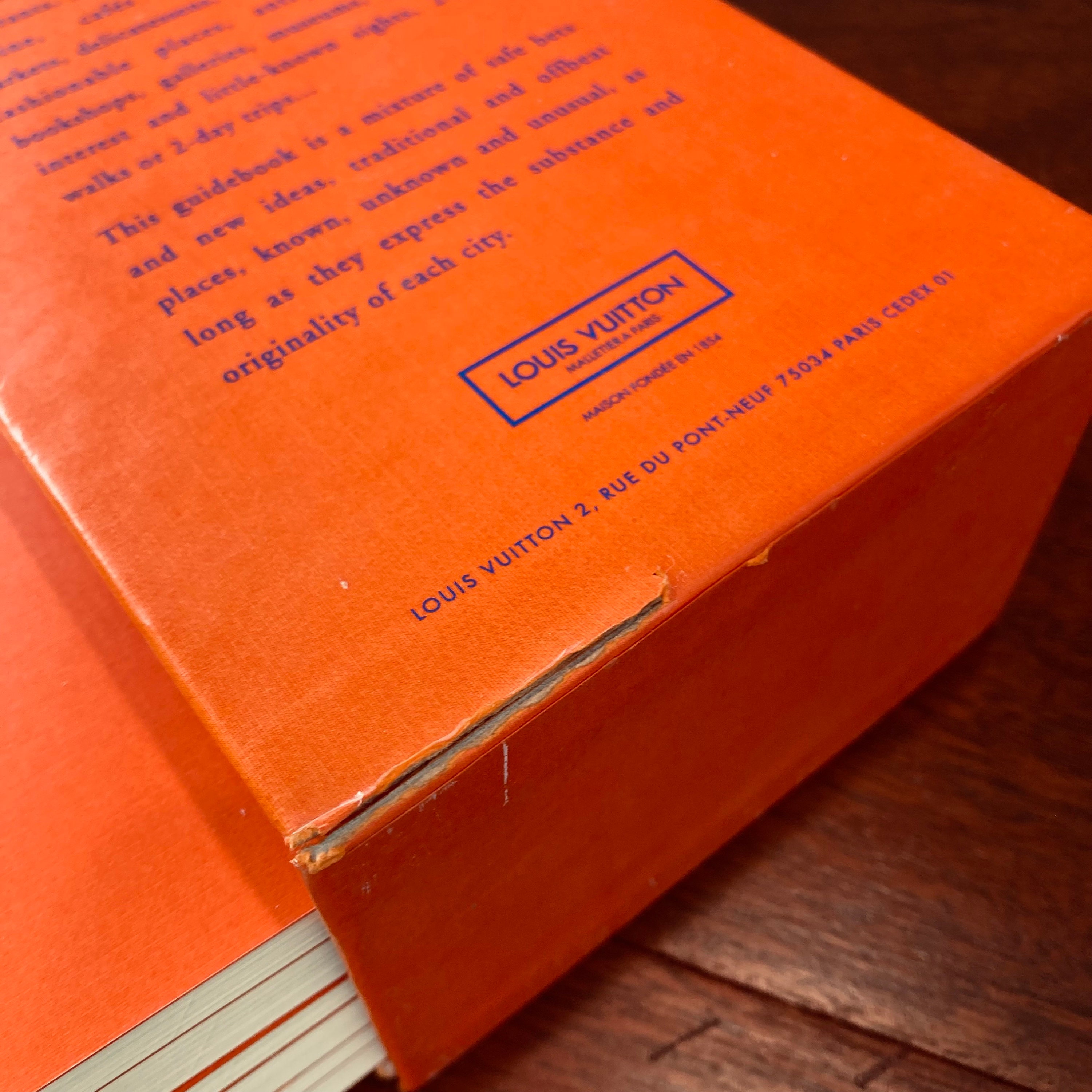 Louis Vuitton City Guide 2000 7冊セット Vintage Louis Vuitton 2000 City Guide Book Set - Etsy