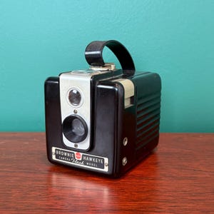 Hawkeye Brownie Camera - Etsy