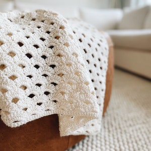 CROCHET PATTERN ⨯ Blanket, Eyelet Arcade Afghan Throw ⨯ The Pliye