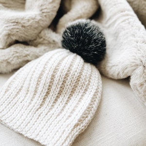 CROCHET PATTERN ⨯ Ribbed, Knit look hat ⨯ The Detire Beanie