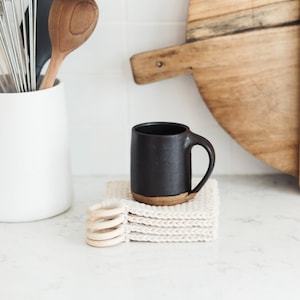 CROCHET PATTERN ⨯ Coasters, kitchen decor ⨯ The Croix