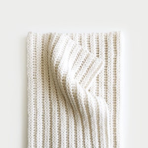CROCHET PATTERN ⨯ Blanket, Afghan, Throw ⨯ Ribbed Texture ⨯ The Striye
